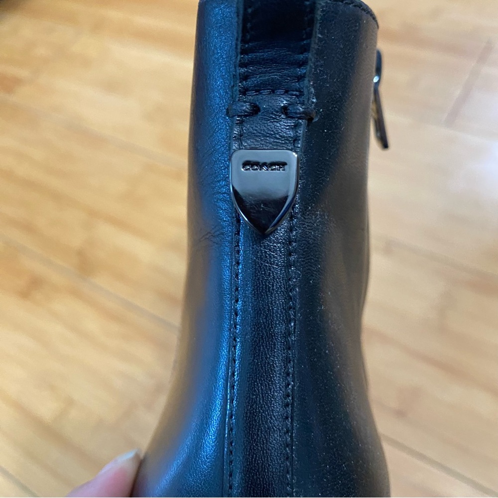 Coach Jemma Black Leather Ankle Boots Heeled Booties Zip Back Classic Size 7.5 - Picture 7 of 12